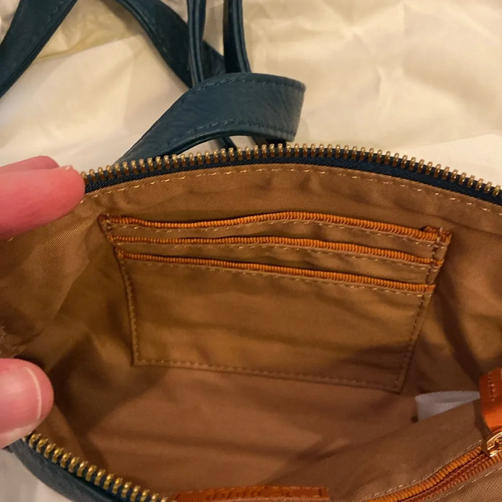 Hobo Fern Slim Belt Bag - Picture 4 of 9